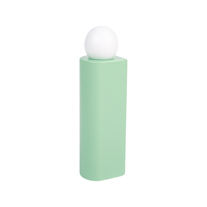 150ml Verde Pet Küresi tepesinde kozmetik şişe